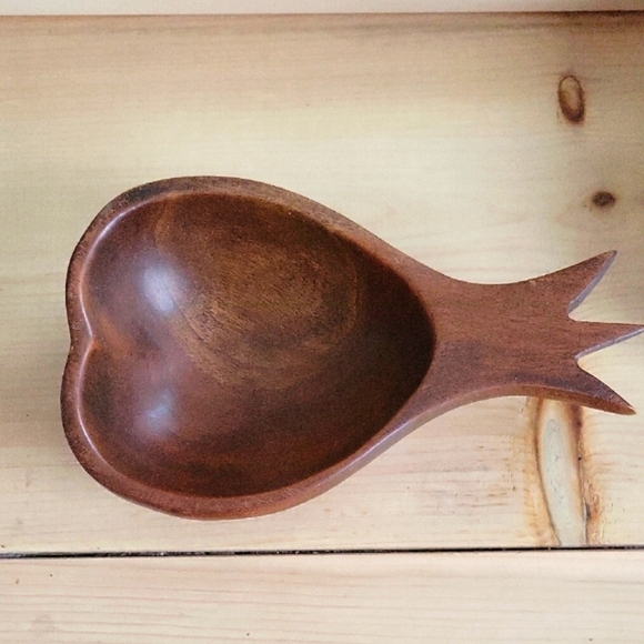 Lahms Mahogany Wooden Pineapple Shaped Bowl - Picture 1 of 5